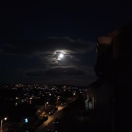 West Looe Downs公寓 外观 照片