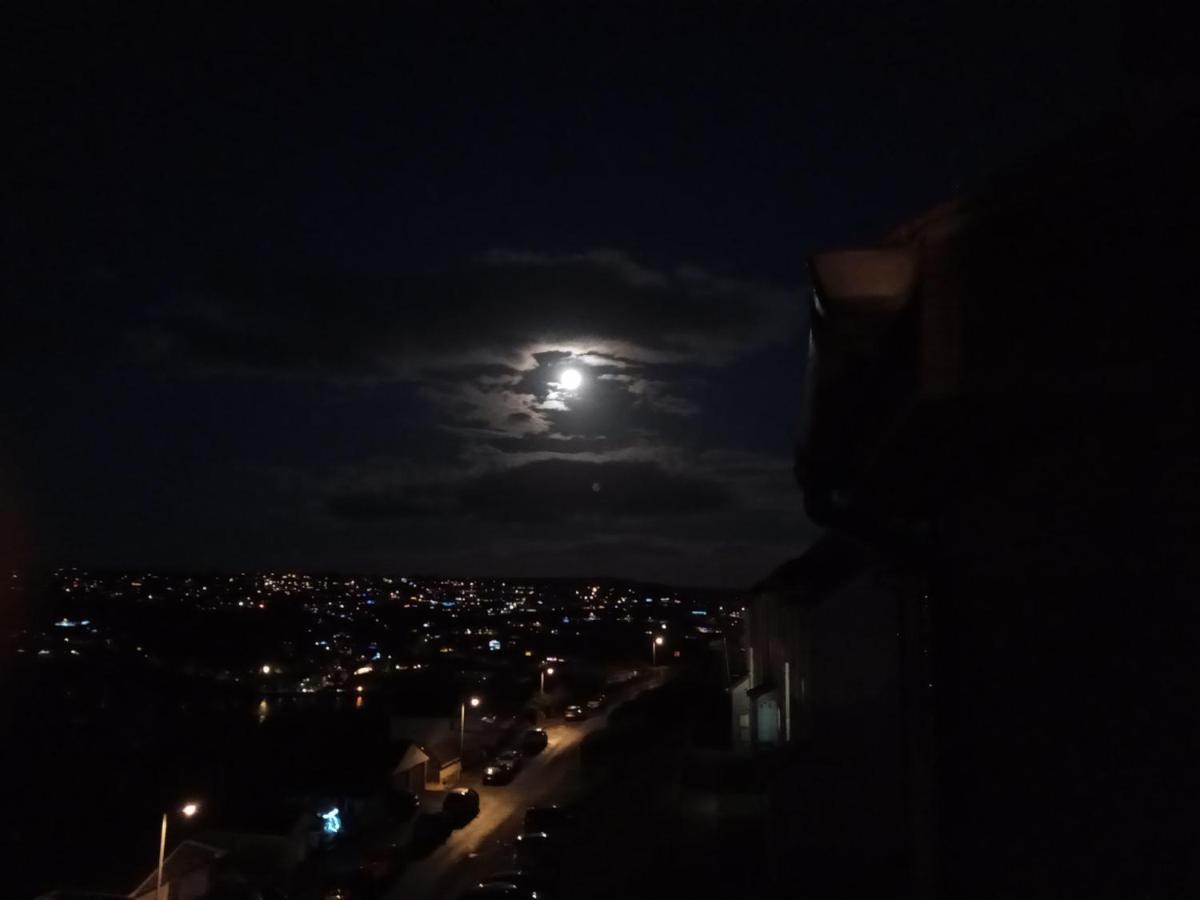 West Looe Downs公寓 外观 照片